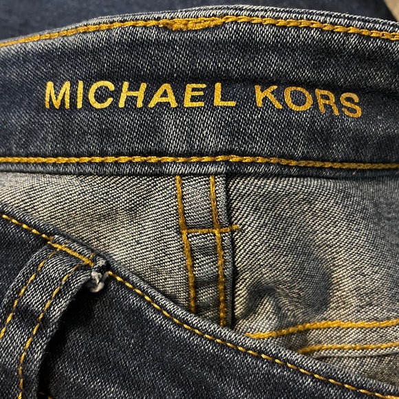 Michael Kors Mid Rise Skinny Jeans Dark Wash Blue Women's Size 2 - Picture 2 of 10